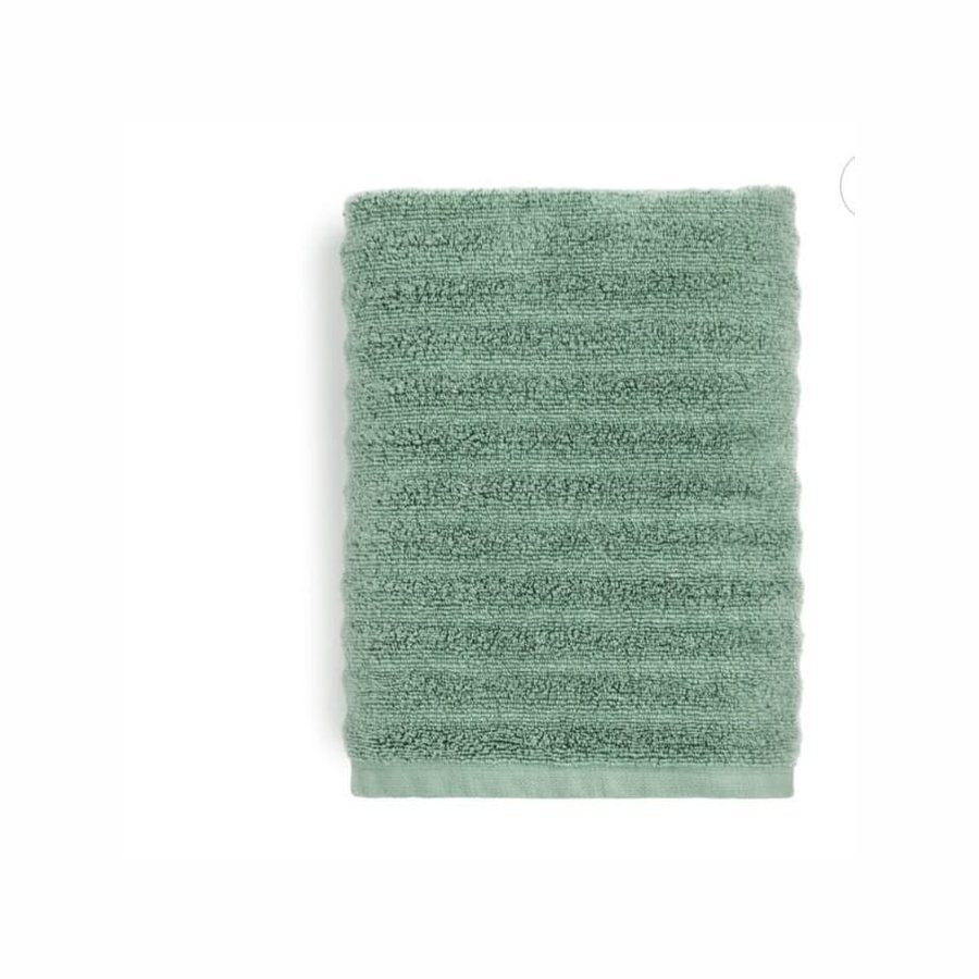 Green ribbed bath towel